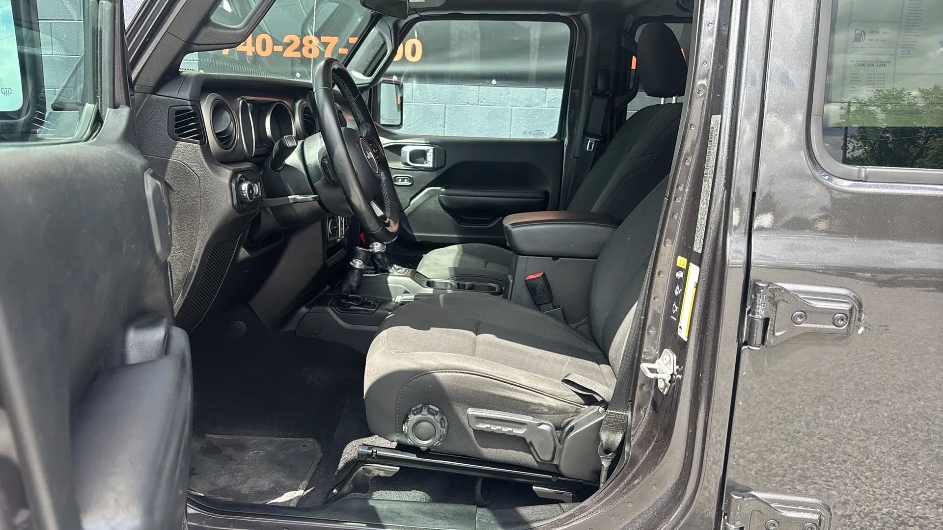 Used 2020 Jeep Wrangler Unlimited Sport S AWD/4WD image 18