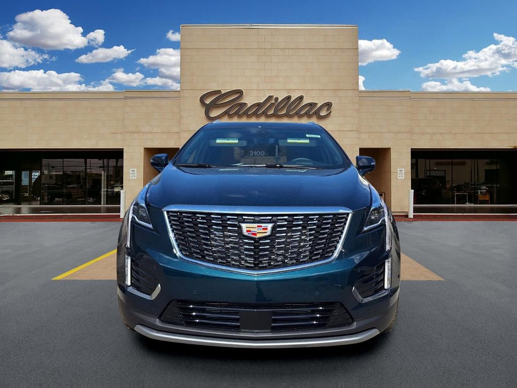 New 2026 Cadillac XT5 Premium Luxury w/ LPO, ONYX Package FWD image 8