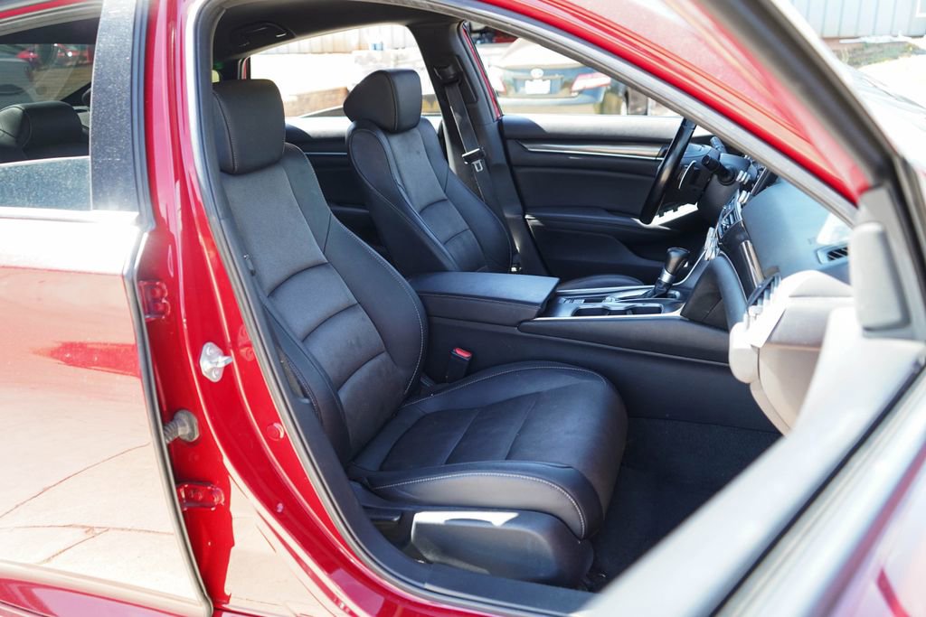 Used 2020 Honda Accord Sport image 13