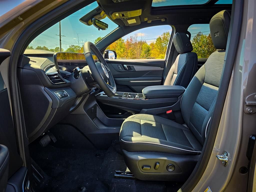 New 2026 Buick Enclave Sport Touring w/ Power Package image 15