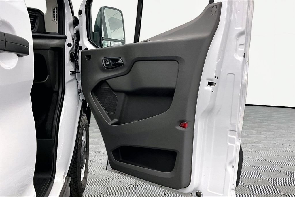 Used 2026 Ford Transit 150 Low Roof RWD image 24