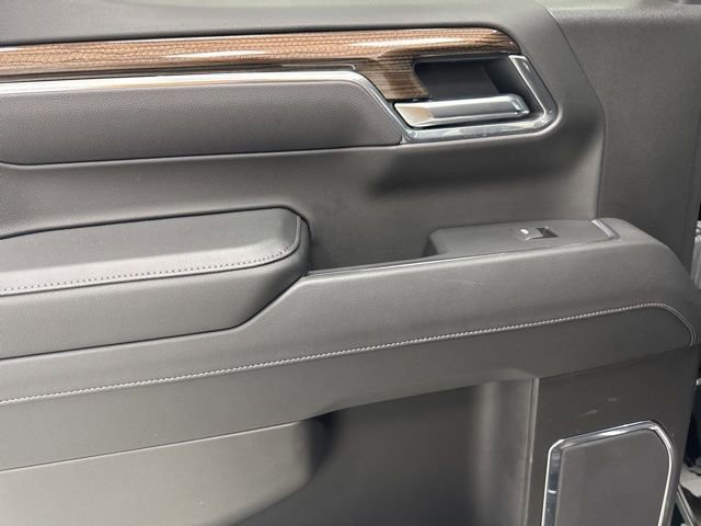 Used 2025 Chevrolet Silverado 1500 LT image 26