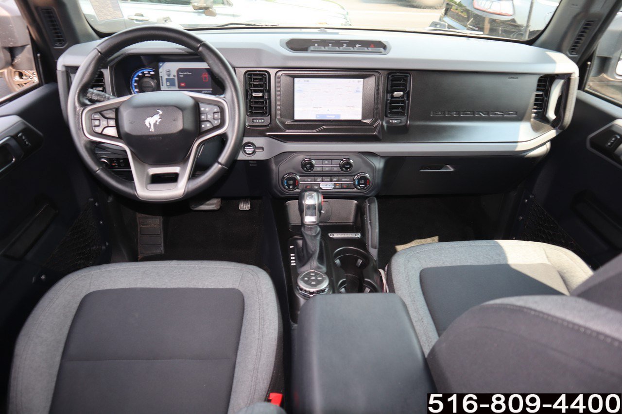Used 2023 Ford Bronco Big Bend w/ Sasquatch Package AWD/4WD image 14