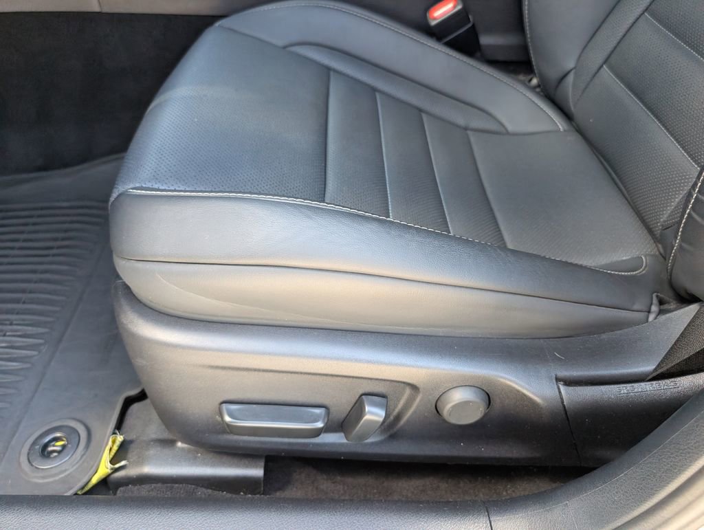 Used 2023 Lexus IS 350 F Sport w/ Navigation Package RWD image 13