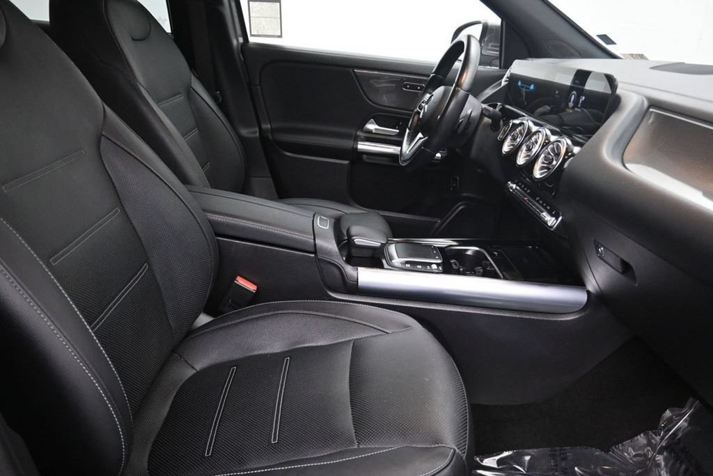 Used 2022 Mercedes-Benz GLA 250 4MATIC image 13