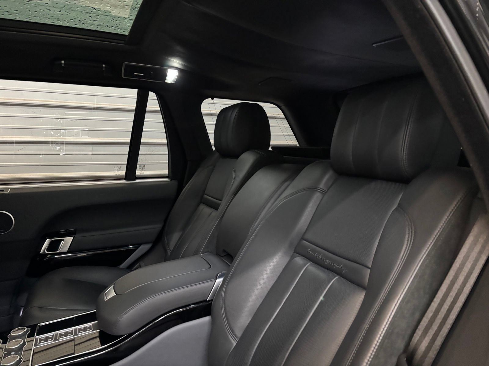 Used 2016 Land Rover Range Rover LWB SV Autobiography AWD/4WD image 26