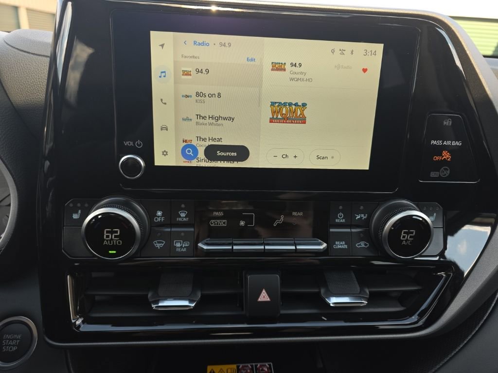 Certified 2026 Toyota Highlander XLE image 23