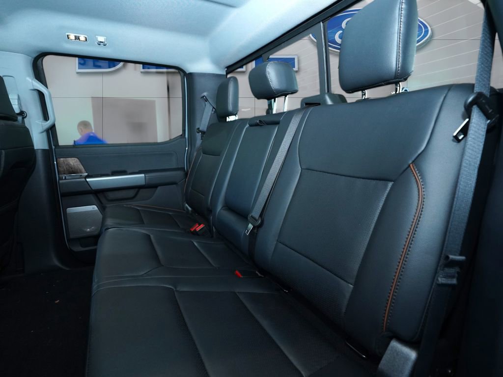 New 2026 Ford F350 Lariat w/ FX4 Off-Road Package image 27