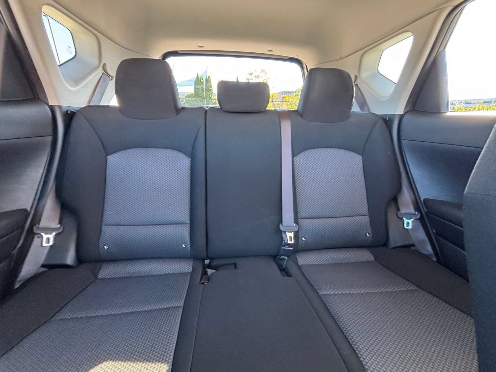 Used 2025 Kia Soul LX w/ LX Technology Package FWD image 35