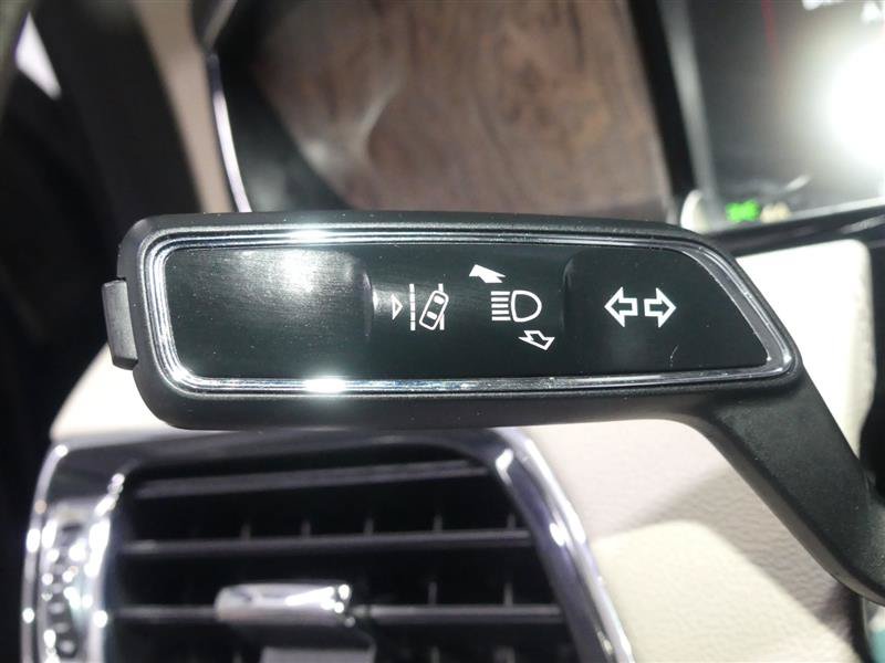 Used 2018 Lincoln Navigator Reserve w/ Technology Package AWD/4WD image 34