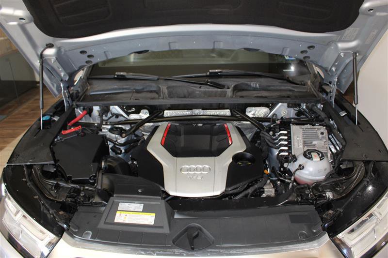 Used 2018 Audi SQ5 Premium Plus w/ Navigation Package image 14