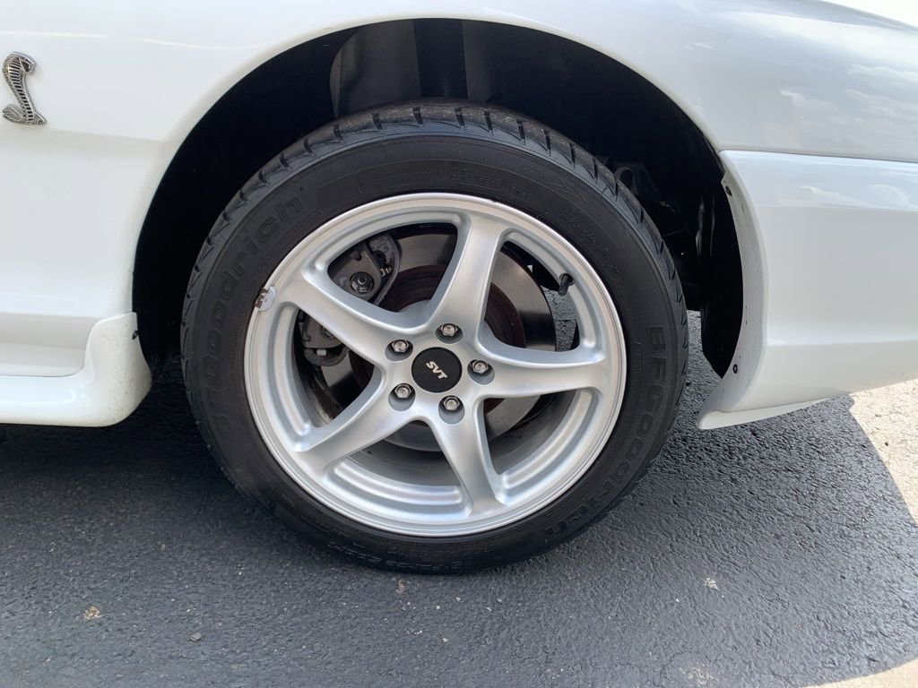 Used 1998 Ford Mustang Cobra RWD image 16