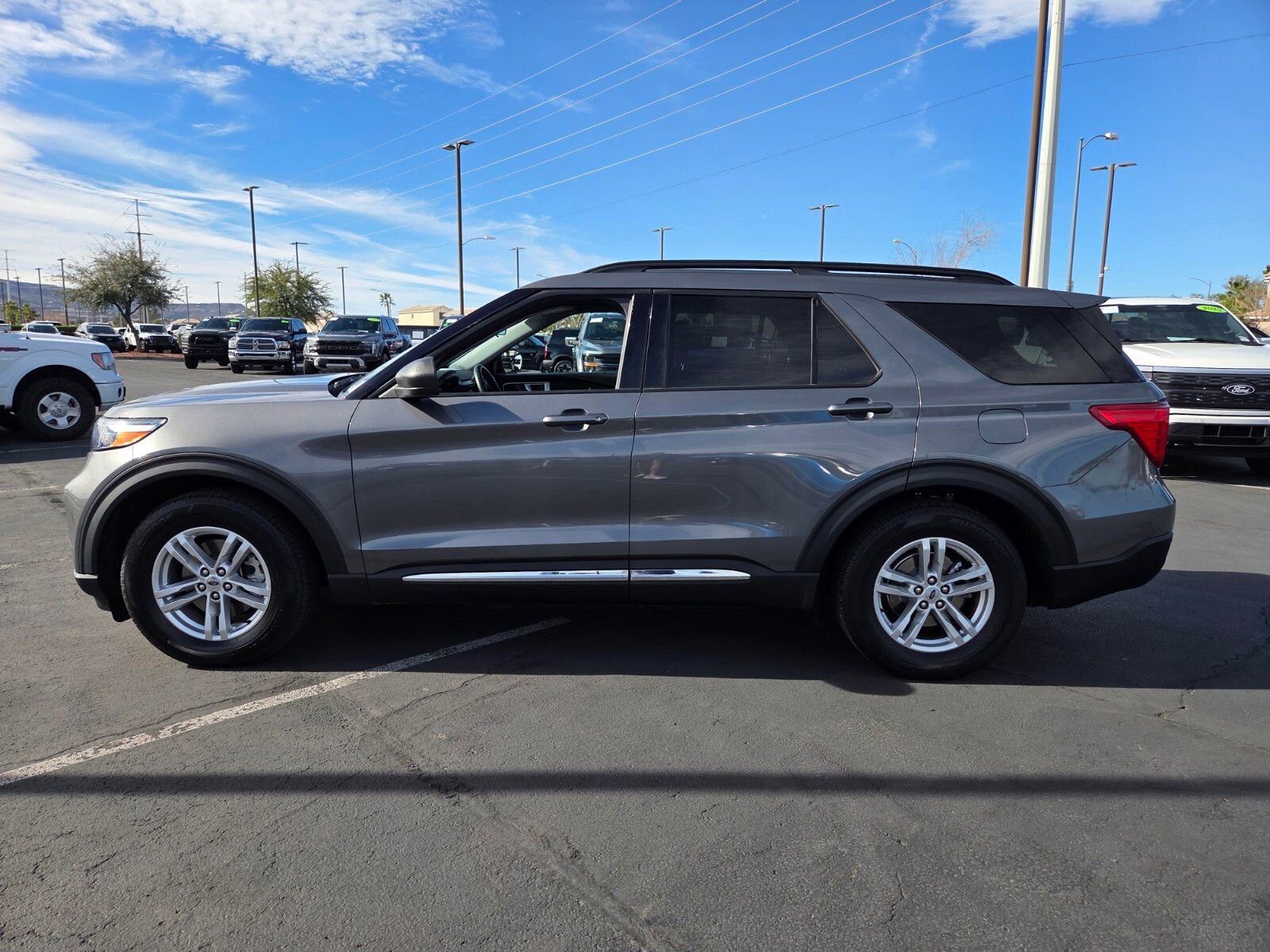 Certified 2023 Ford Explorer XLT w/ Equipment Group 202A image 3