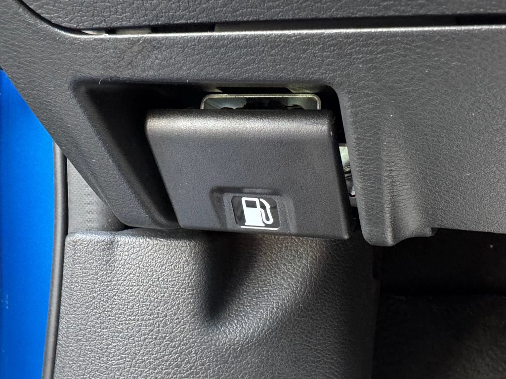 Used 2021 Nissan Sentra SV FWD image 29