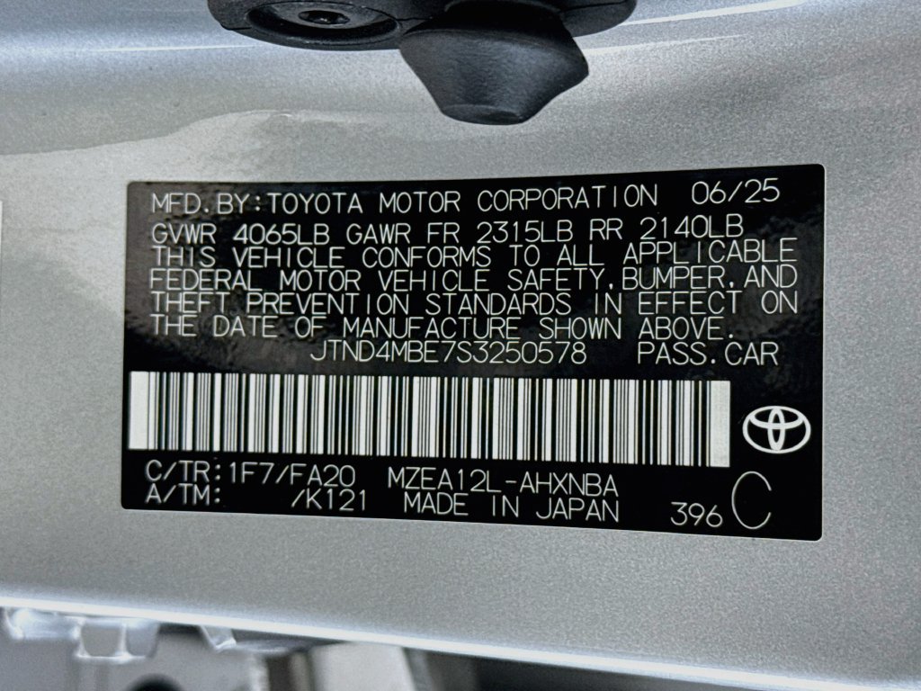 Used 2025 Toyota Corolla SE FWD image 35