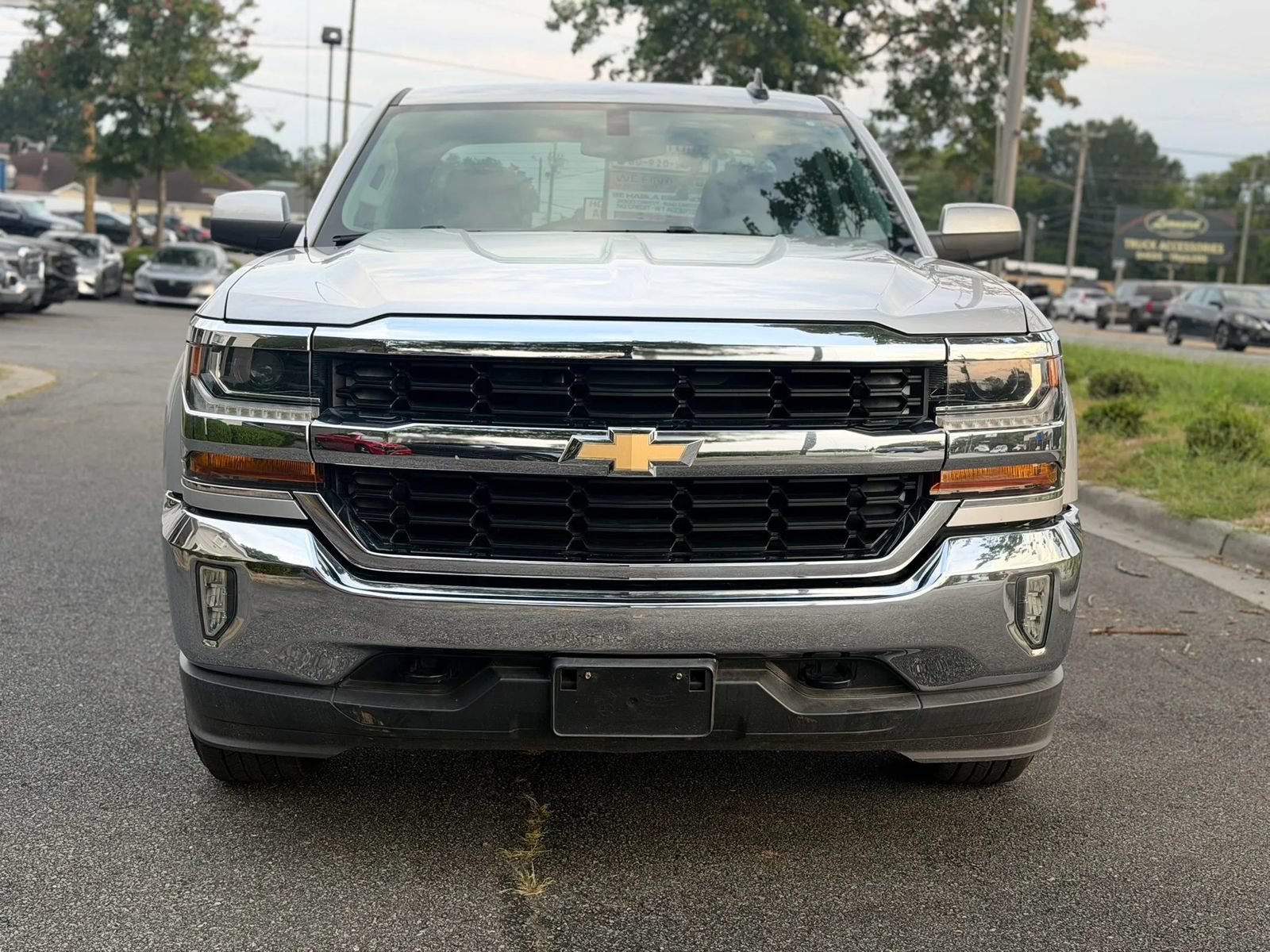 Used 2016 Chevrolet Silverado 1500 LT w/ All Star Edition AWD/4WD image 9