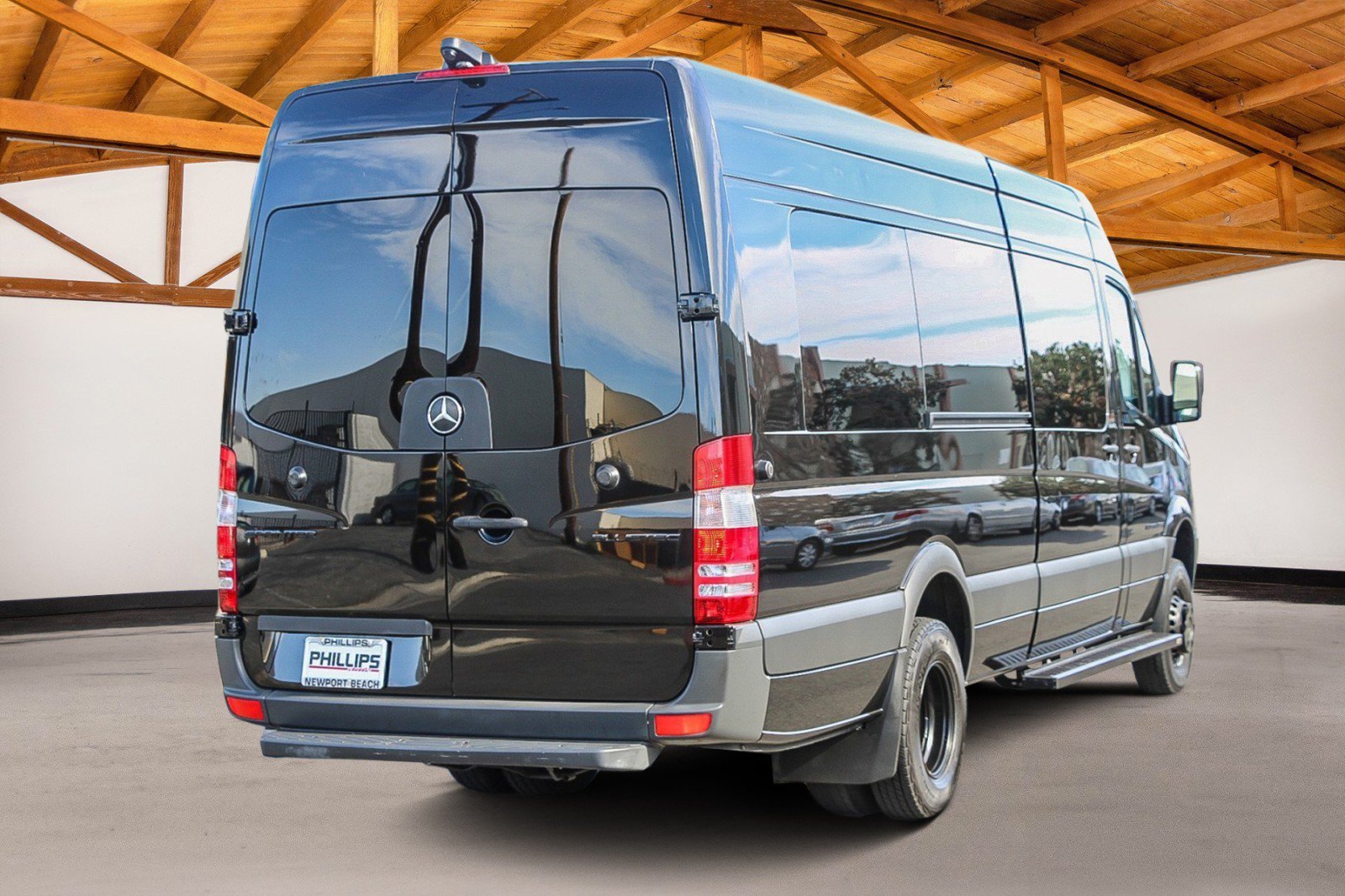 Used 2017 Mercedes-Benz Sprinter 3500 image 6