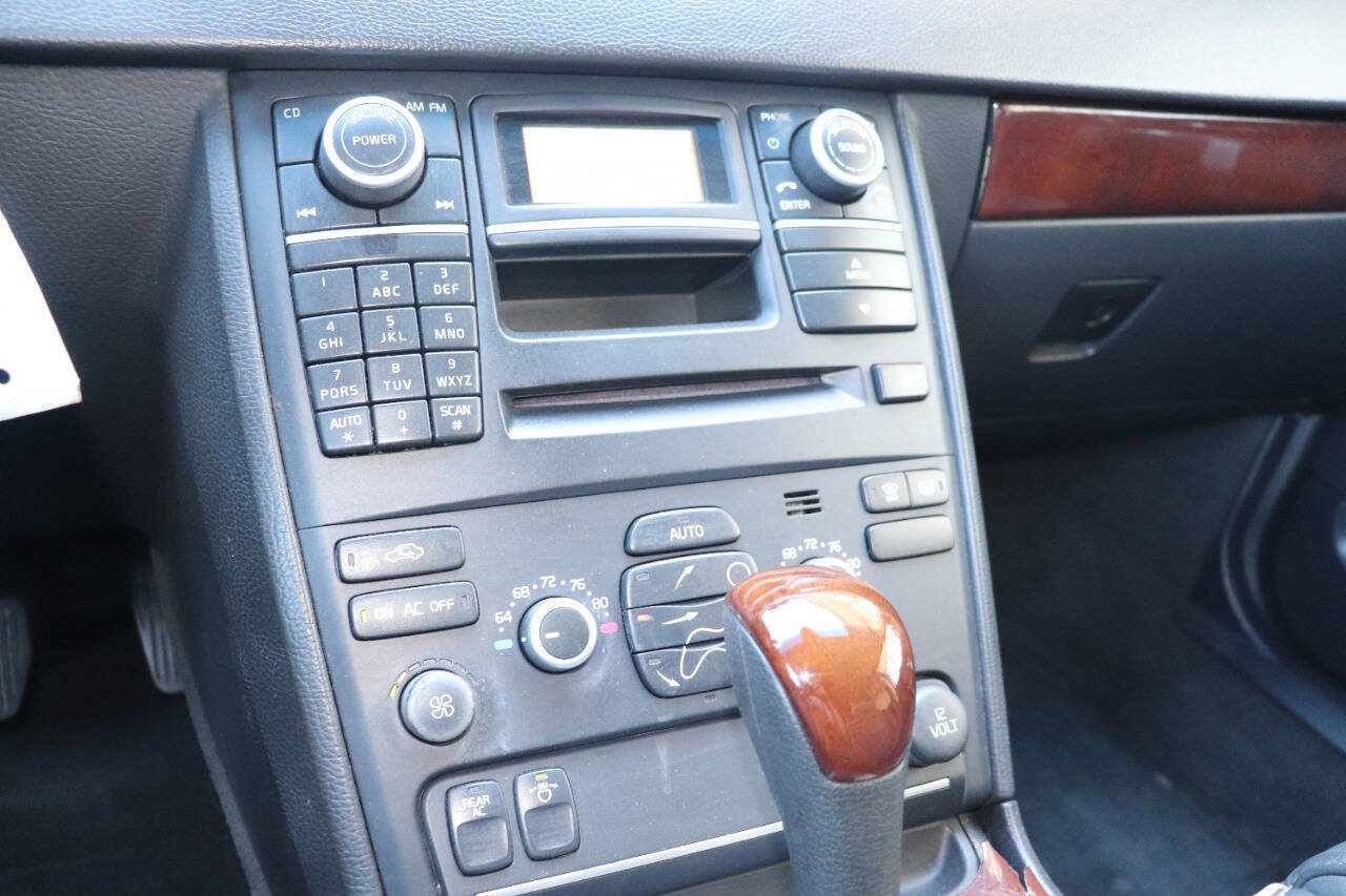 Used 2013 Volvo XC90 3.2 image 26