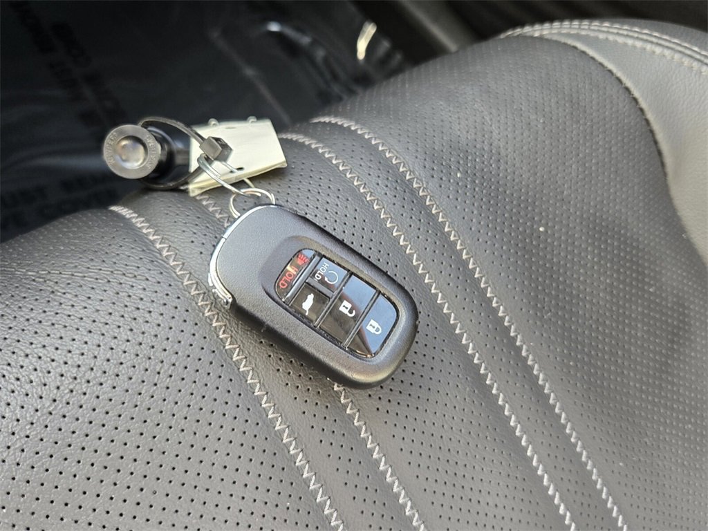 Certified 2024 Honda HR-V EX-L image 18
