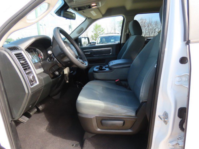 Used 2015 RAM 1500 Classic SLT image 23