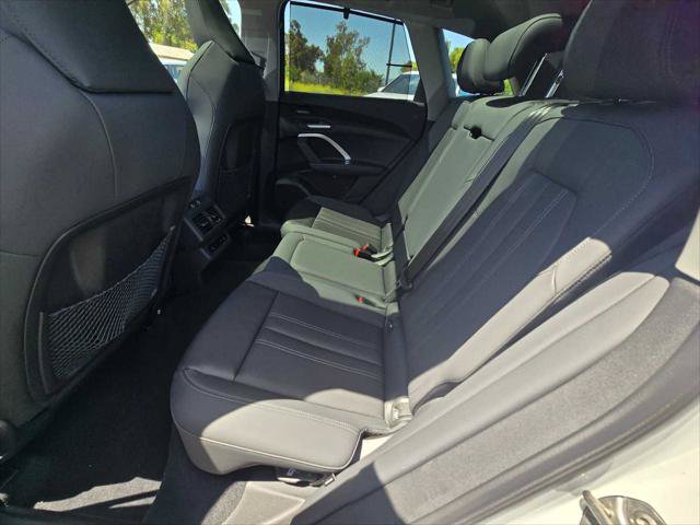 Used 2025 Audi Q5 Prestige AWD/4WD image 18