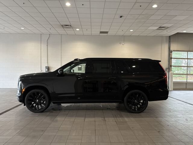New 2026 Cadillac Escalade ESV Platinum Sport w/ LPO, ONYX Package AWD/4WD image 2