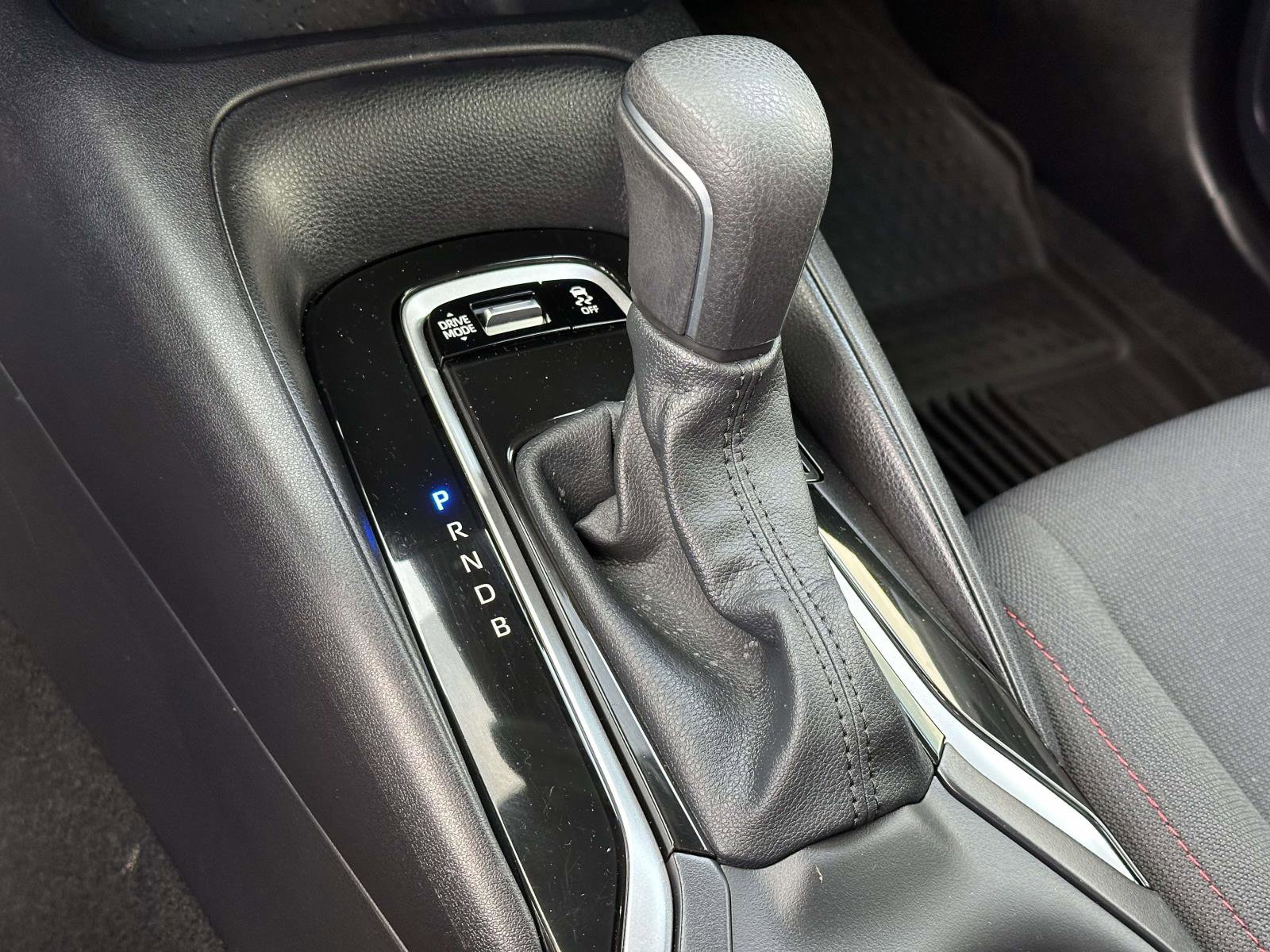 Used 2026 Toyota Corolla SE image 28