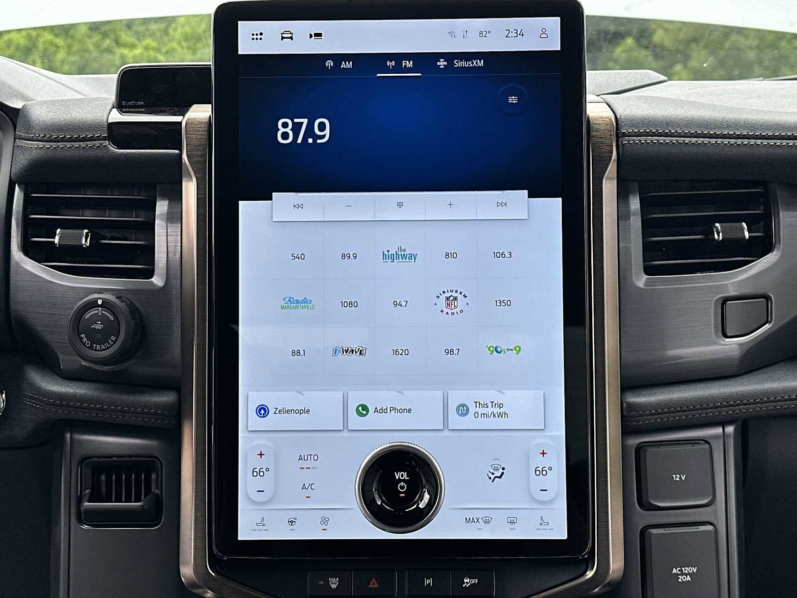 New 2025 Ford F150 Lightning Lariat image 12