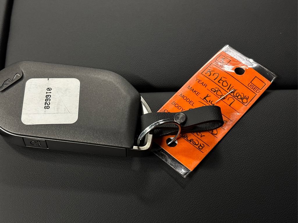 New 2027 Kia Telluride S image 28