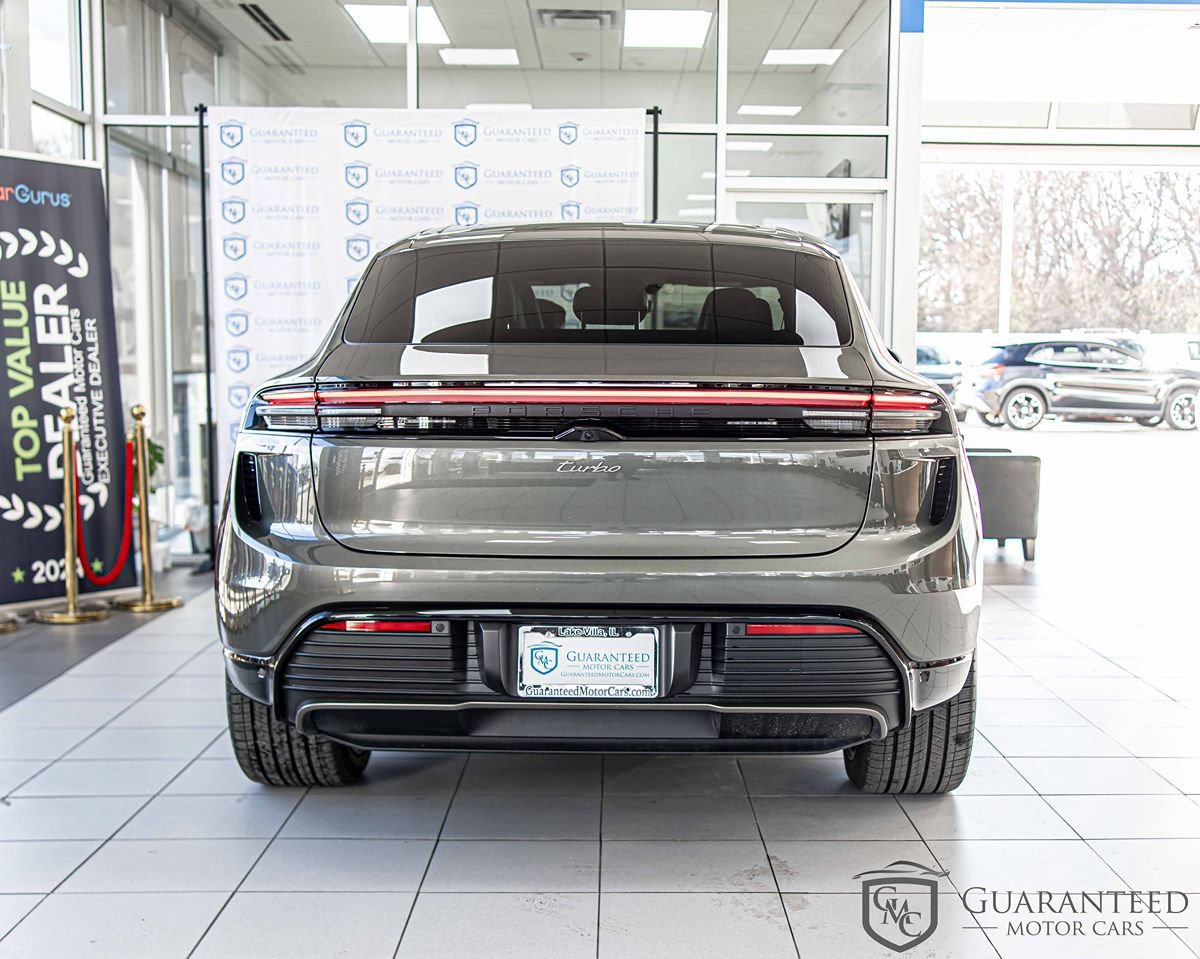 Used 2025 Porsche Macan Turbo Electric AWD/4WD image 14