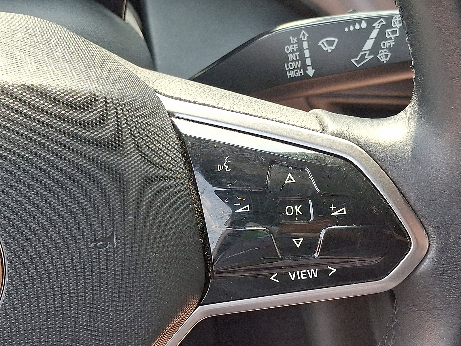 Used 2021 Volkswagen ID.4 Pro image 21