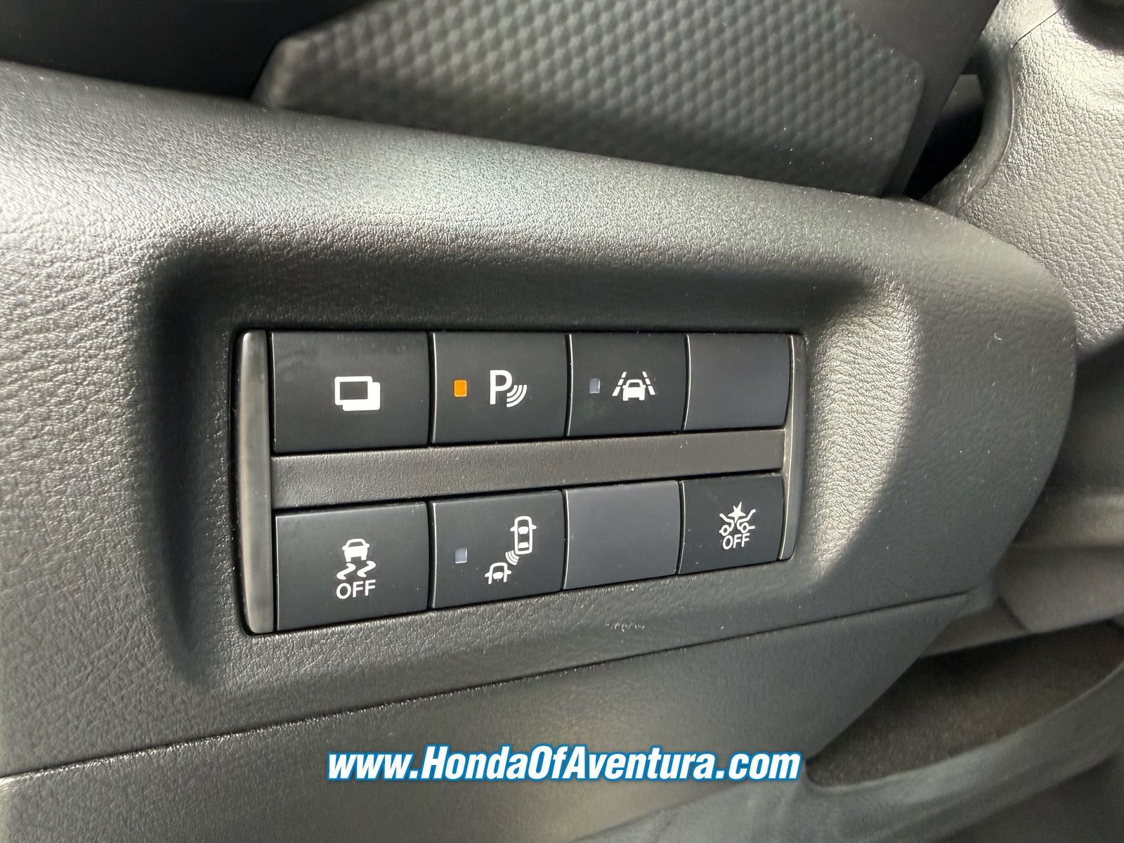 Used 2024 Nissan Kicks S FWD image 25