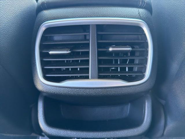 Used 2019 Hyundai Santa Fe Limited FWD image 18