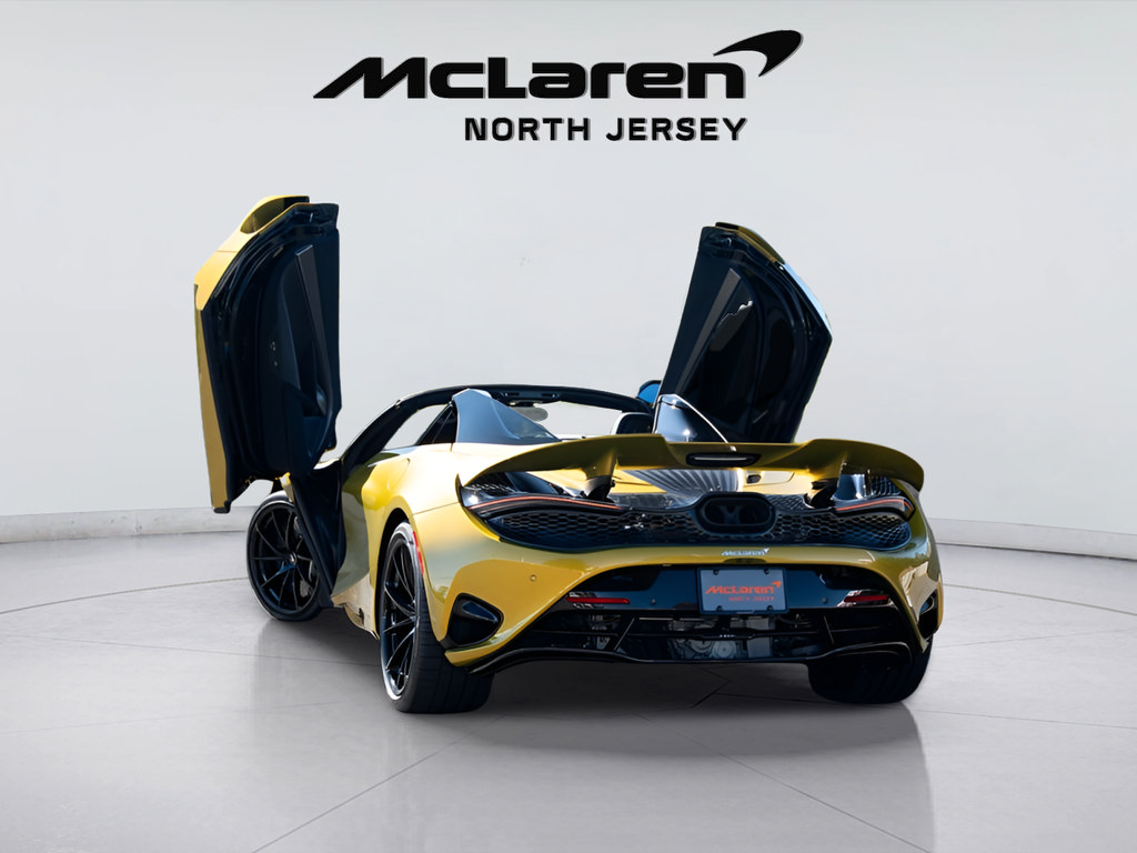 New 2026 McLaren 750S Spider RWD image 30
