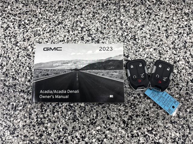Used 2023 GMC Acadia SLE w/ Driver Convenience Package image 21