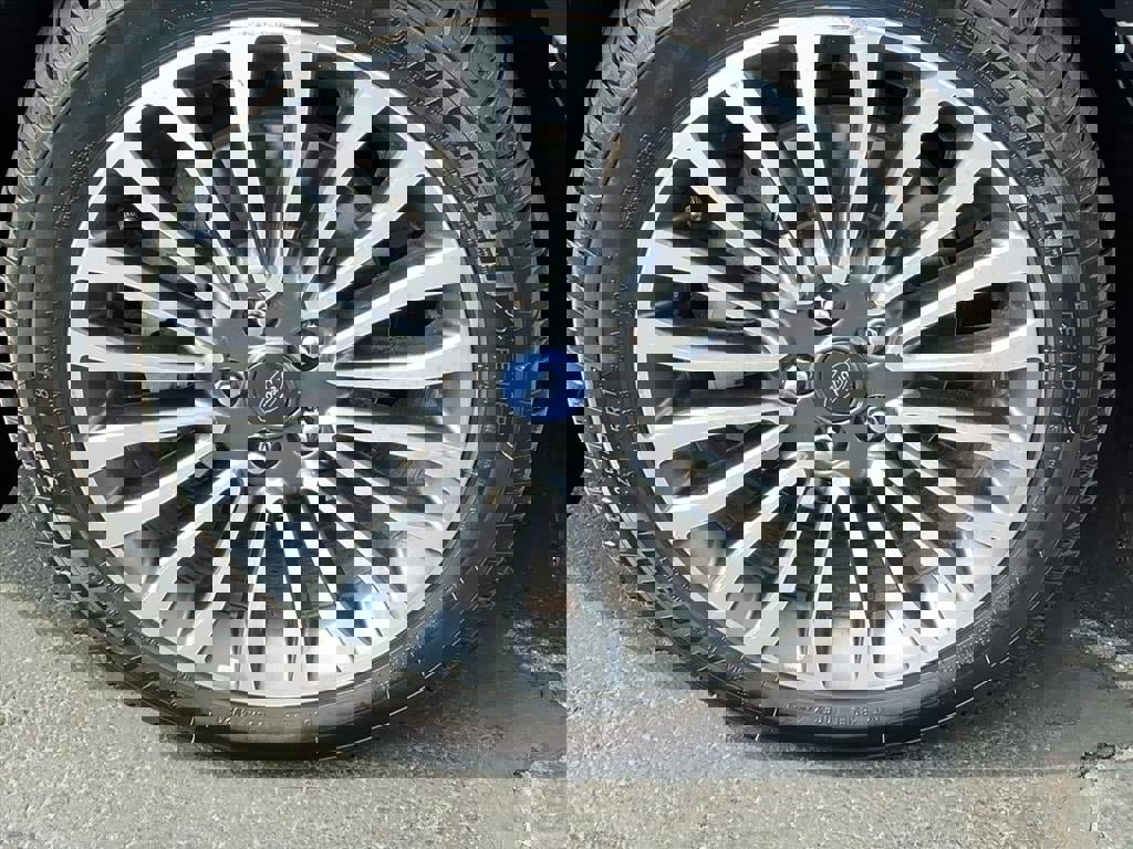 Certified 2017 Ford Fusion Titanium image 8