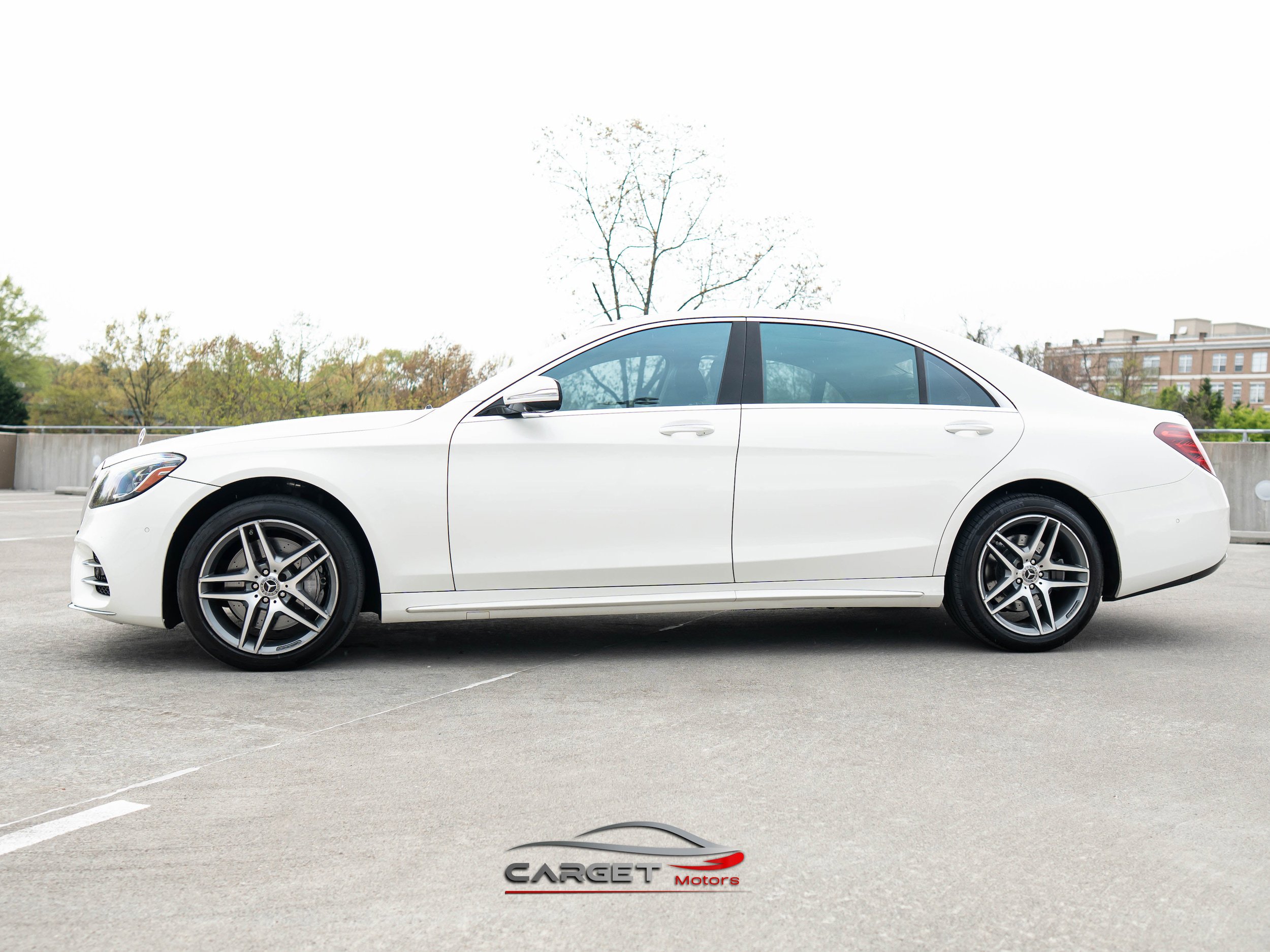 Used 2018 Mercedes-Benz S 560 4MATIC Sedan image 4