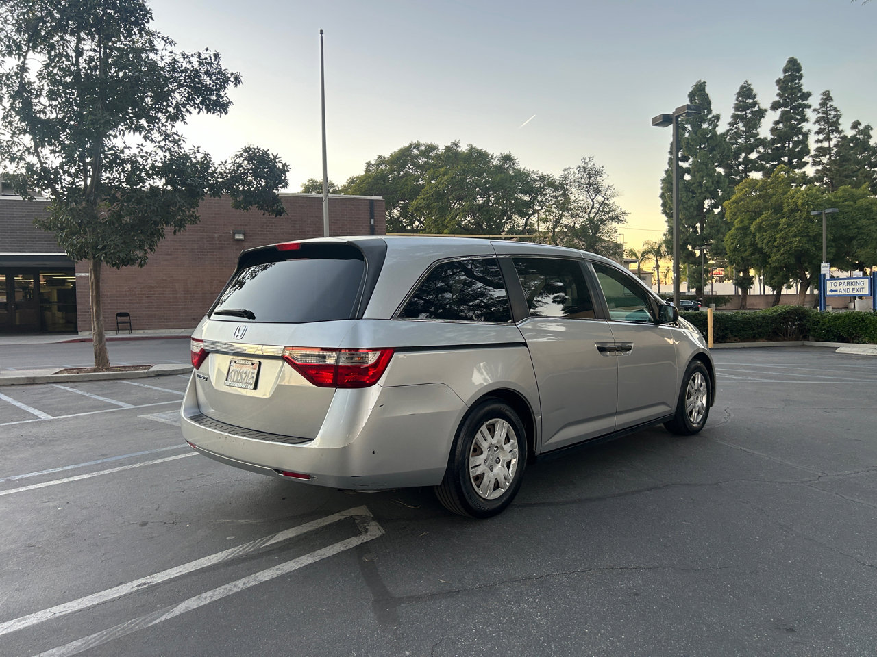 Used 2012 Honda Odyssey LX image 5