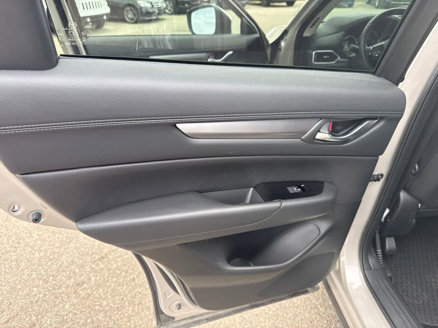 Used 2024 MAZDA CX-5 AWD 2.5 S w/ Select Package image 27