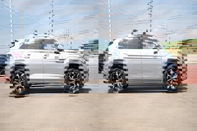 New 2026 Volkswagen Atlas Cross Sport SEL Premium R-Line image 7