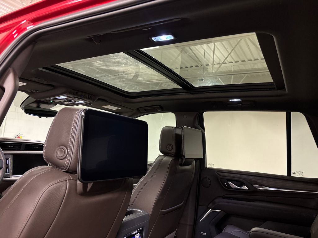 Certified 2024 GMC Yukon Denali w/ Advanced Technology Package AWD/4WD image 32