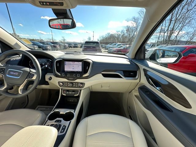 Used 2024 GMC Terrain Denali w/ Denali Premium Package image 29