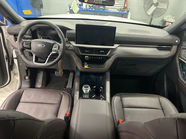 New 2026 Ford Explorer Platinum w/ LUX Leather Package image 11