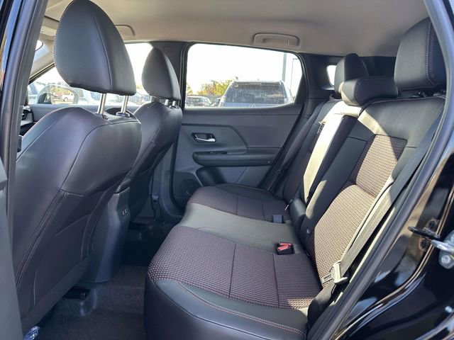 New 2026 Nissan Kicks SR FWD image 13