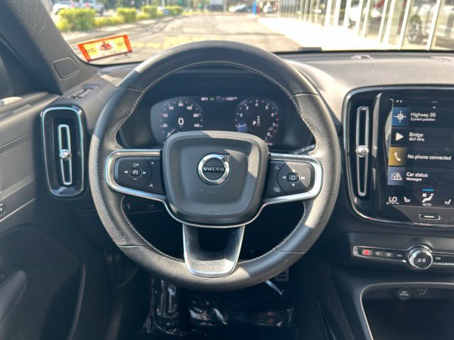 Used 2021 Volvo XC40 T5 R-Design w/ Climate Package AWD/4WD image 18