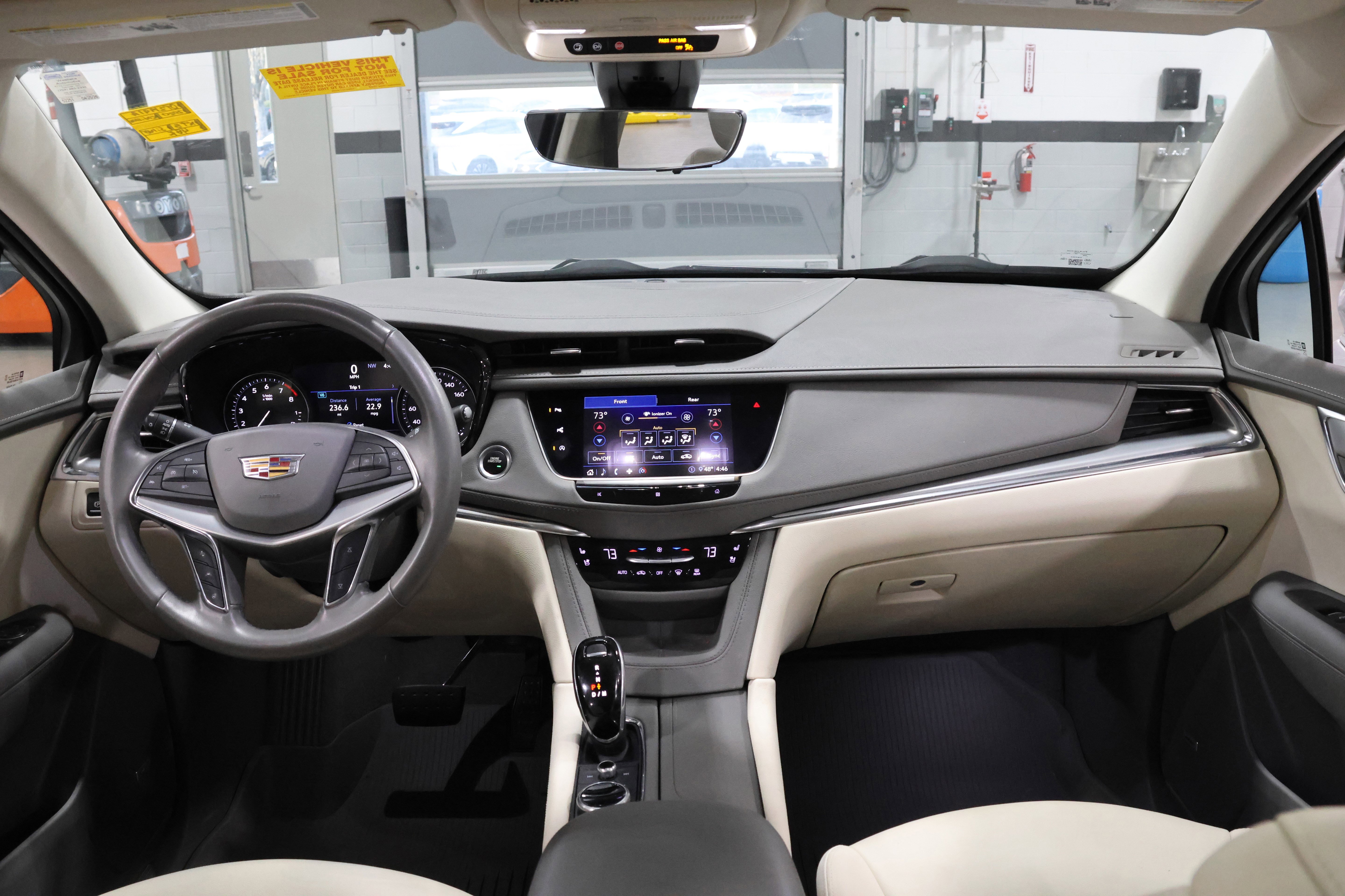 Used 2020 Cadillac XT5 Premium Luxury image 17