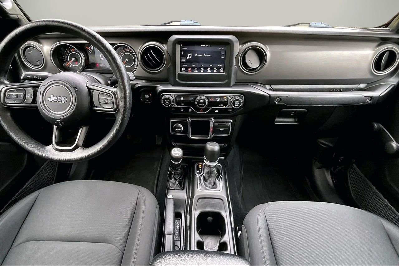 Certified 2022 Jeep Gladiator Sport AWD/4WD image 14