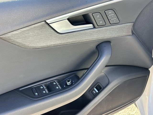 Used 2019 Audi A4 2.0T Premium image 16