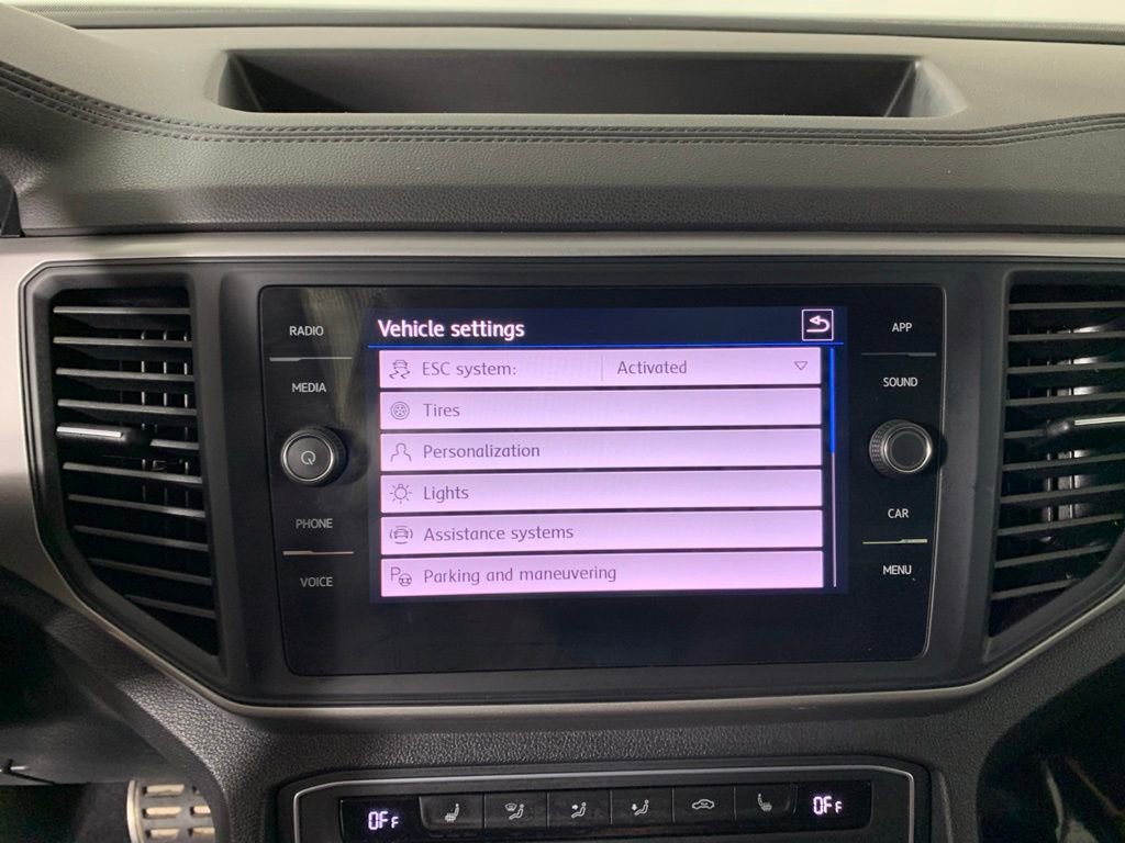 Used 2020 Volkswagen Atlas Cross Sport SE AWD/4WD image 23