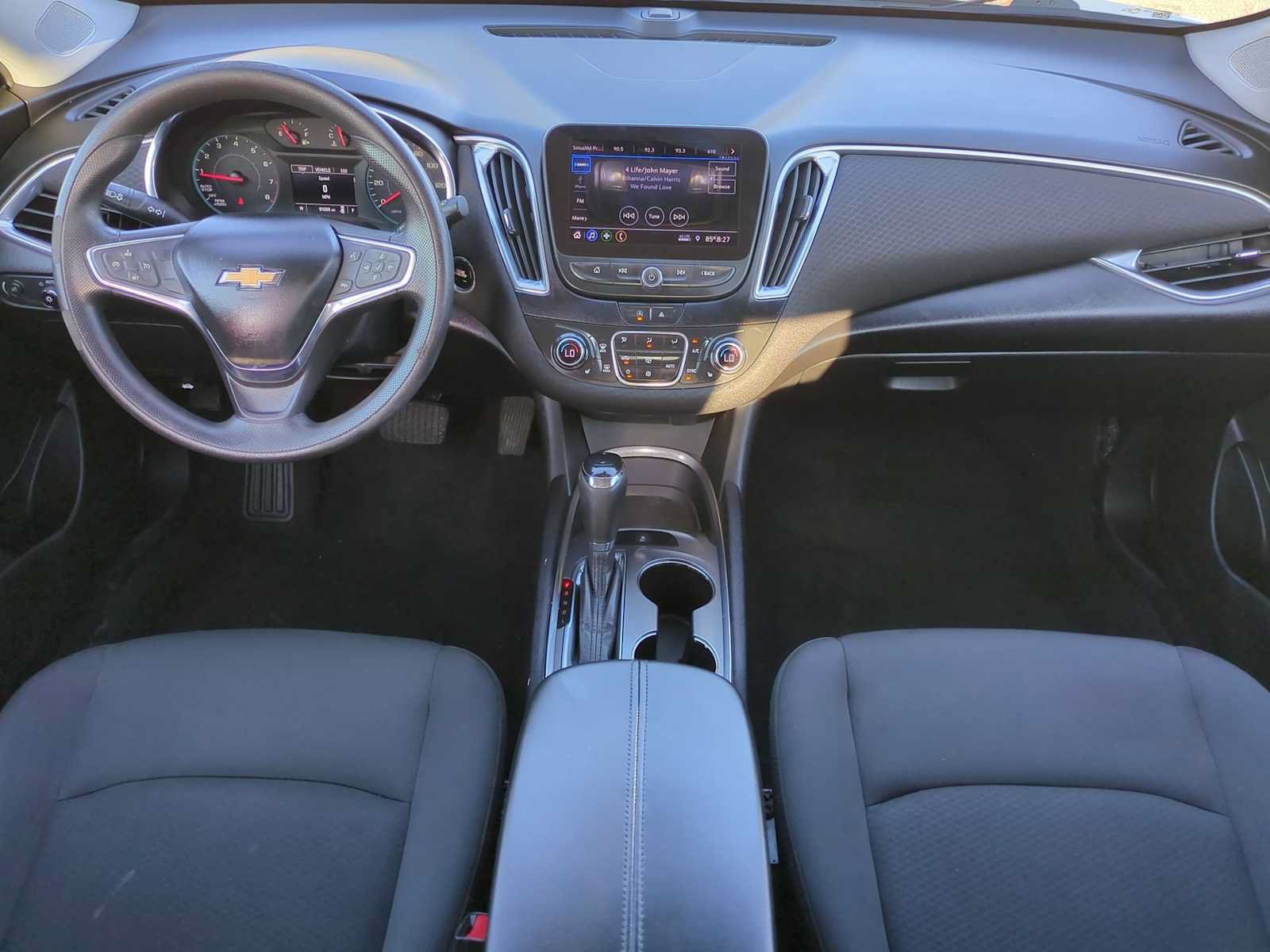 Used 2020 Chevrolet Malibu LT FWD image 19